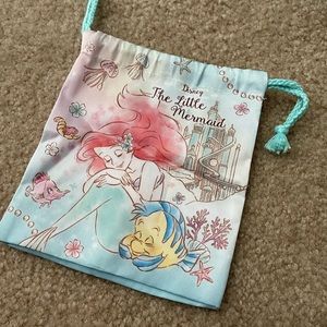 Little mermaid small bag pull string close